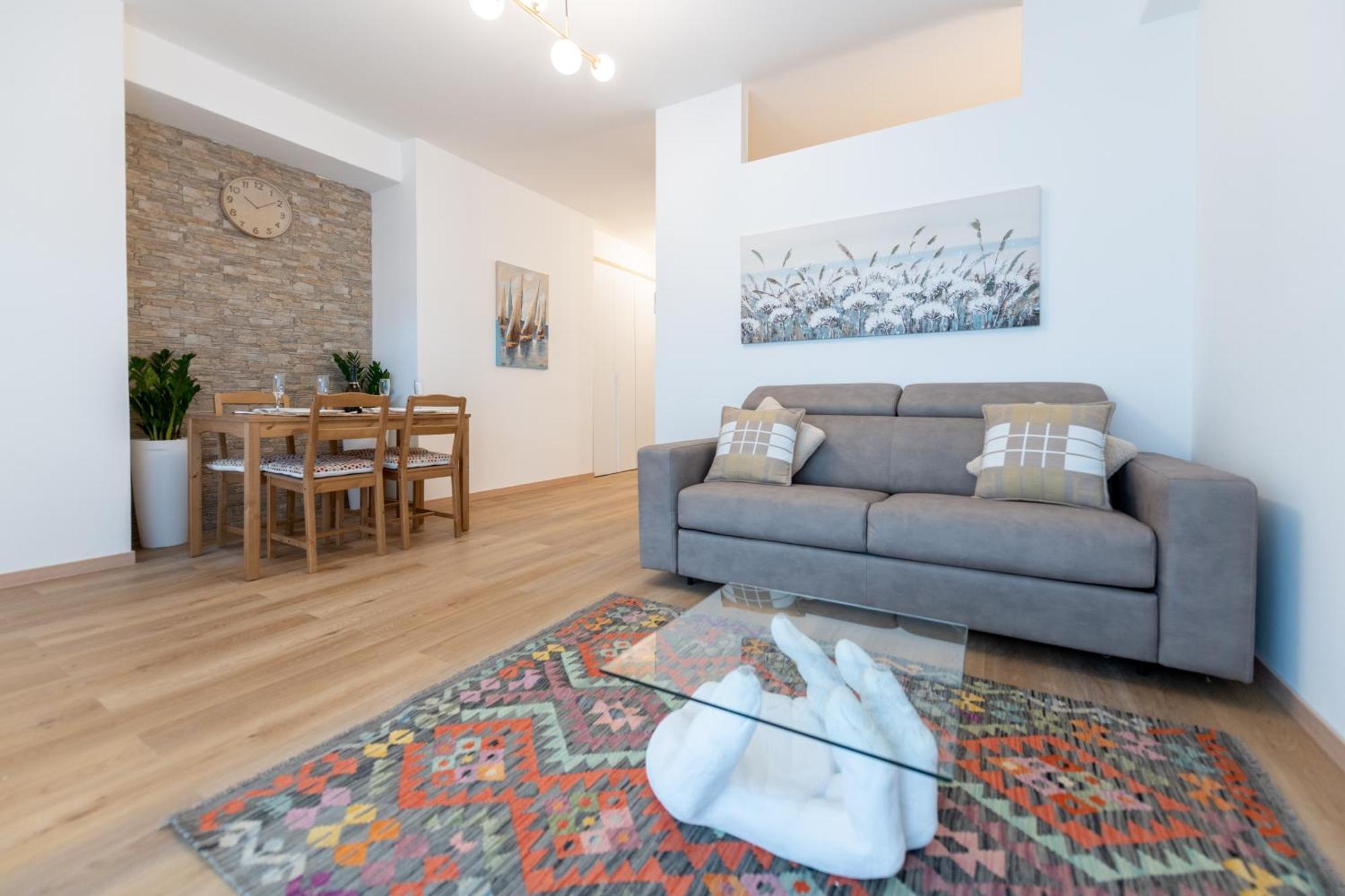 Apartamento Lady Hana 2 *